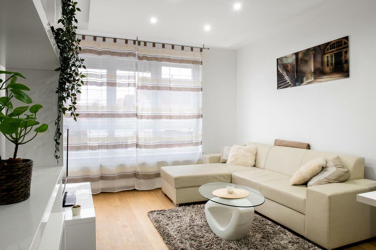 Sauna - Flexible Selfcheckins 6 - Zagreb - Garage - Electric Vehicle Ccharger - Loggia - New - Luxury - Apartments Repinc 6 Eksteriør billede