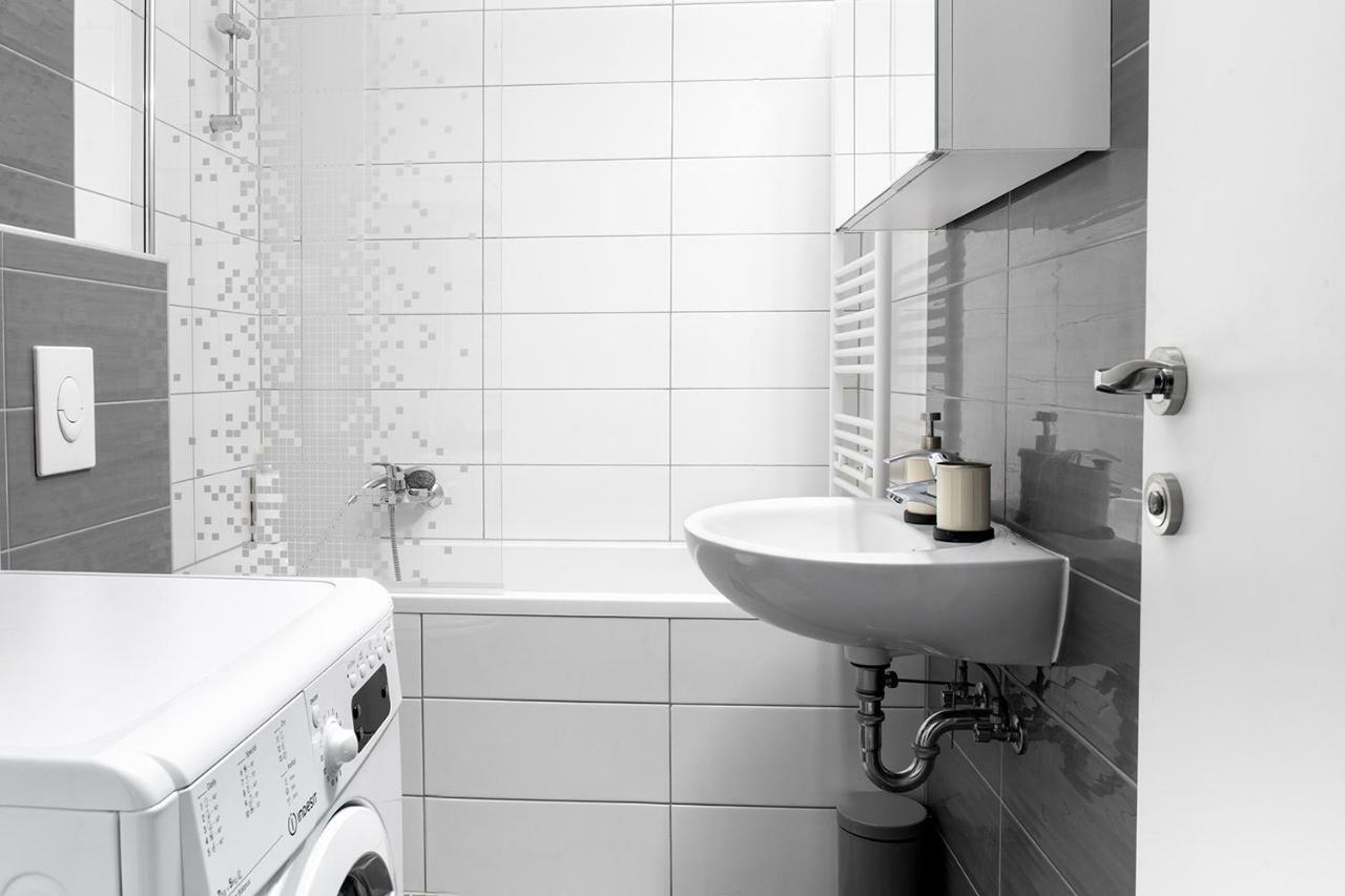 Sauna - Flexible Selfcheckins 6 - Zagreb - Garage - Electric Vehicle Ccharger - Loggia - New - Luxury - Apartments Repinc 6 Eksteriør billede