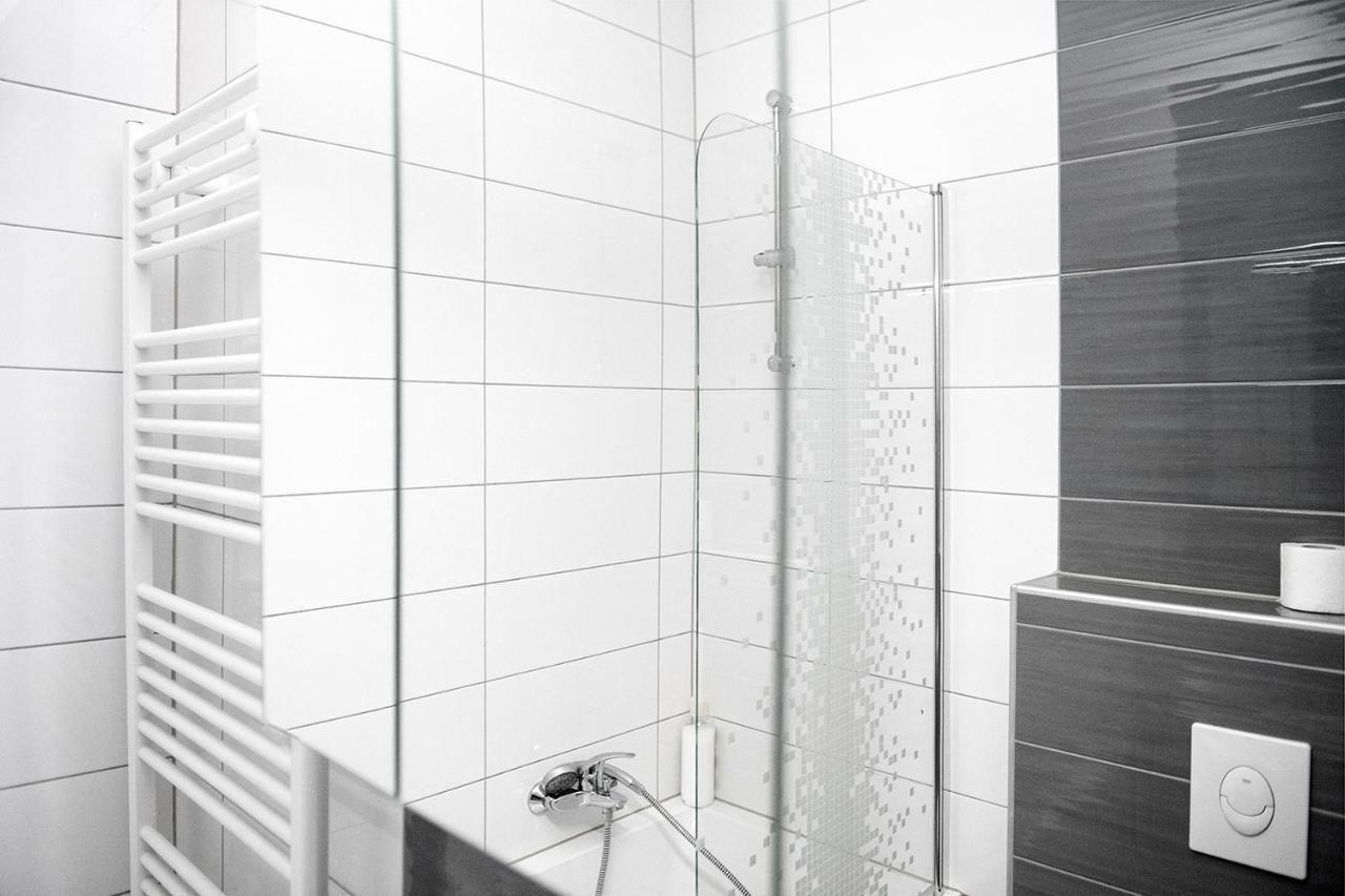 Sauna - Flexible Selfcheckins 6 - Zagreb - Garage - Electric Vehicle Ccharger - Loggia - New - Luxury - Apartments Repinc 6 Eksteriør billede